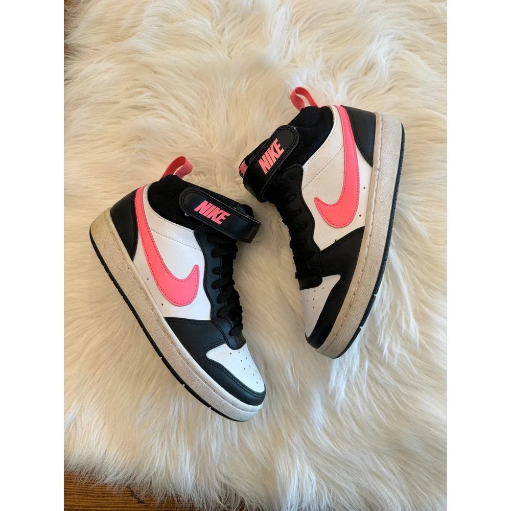 Nike Court Borough Mid 2‎ size 5Y